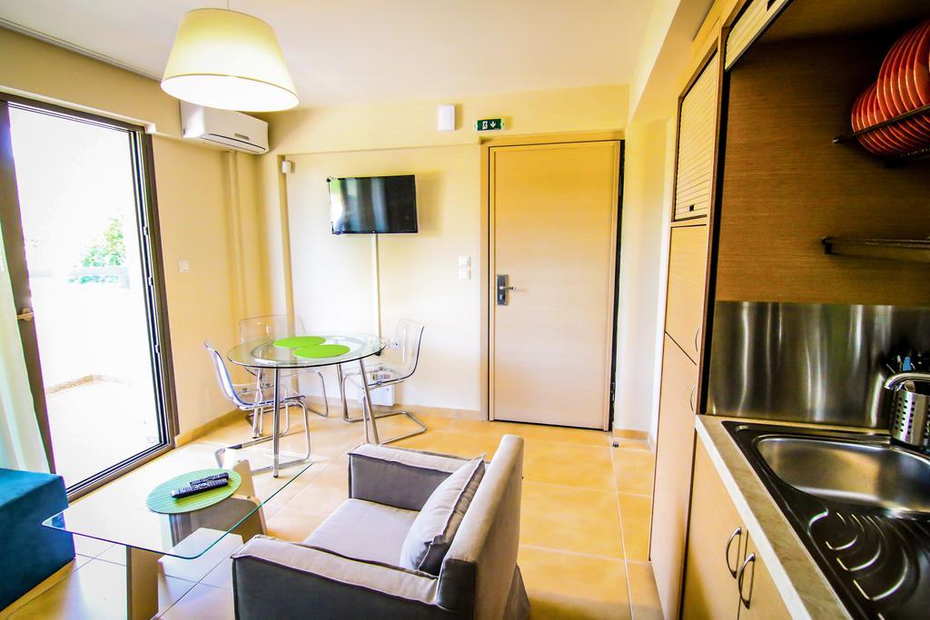 Ofrynio Deluxe Apartments Ofrínion Exterior foto